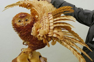 Невероятни скулптури на животни от дървени чипове Невероятни скулптури на животни от дървени чипове